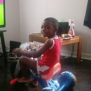 Meet your Posher, Derrick